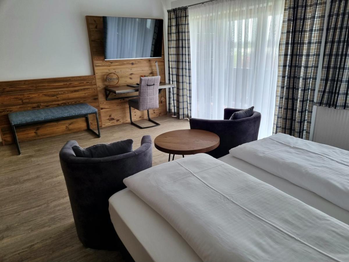 Hotel Beinbauer Büchlberg Exteriör bild