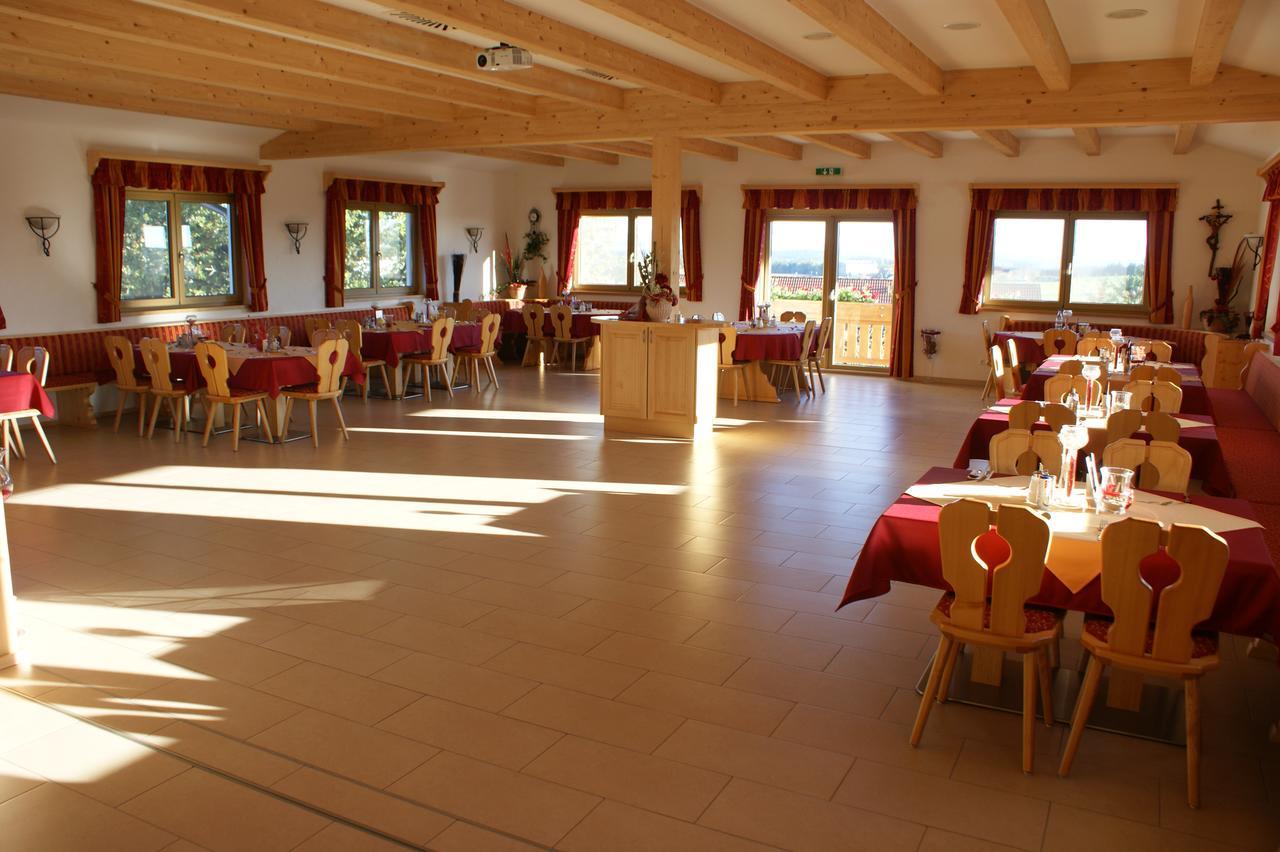 Hotel Beinbauer Büchlberg Exteriör bild